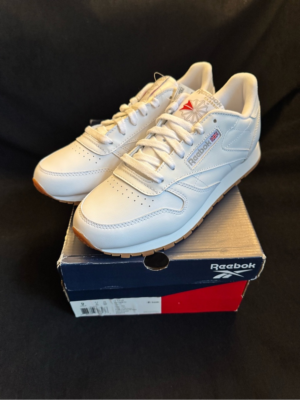 Reebok Cassics women’s White Leather Sneakers with Gum Outsole